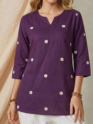 Women floral embroidered floral kurta 2