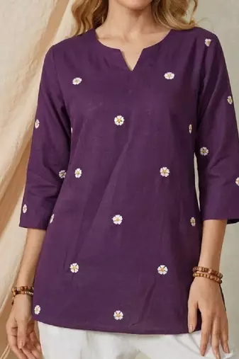 Women floral embroidered floral kurta