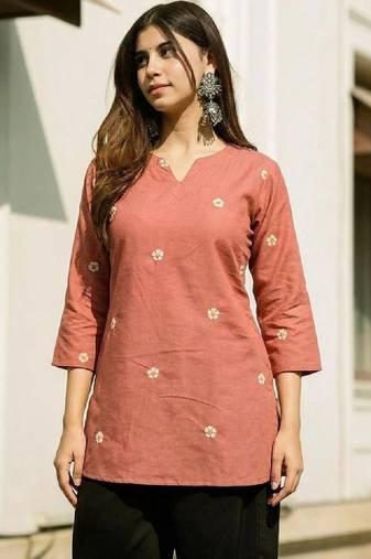Women floral embroidered thread work floral kurta
