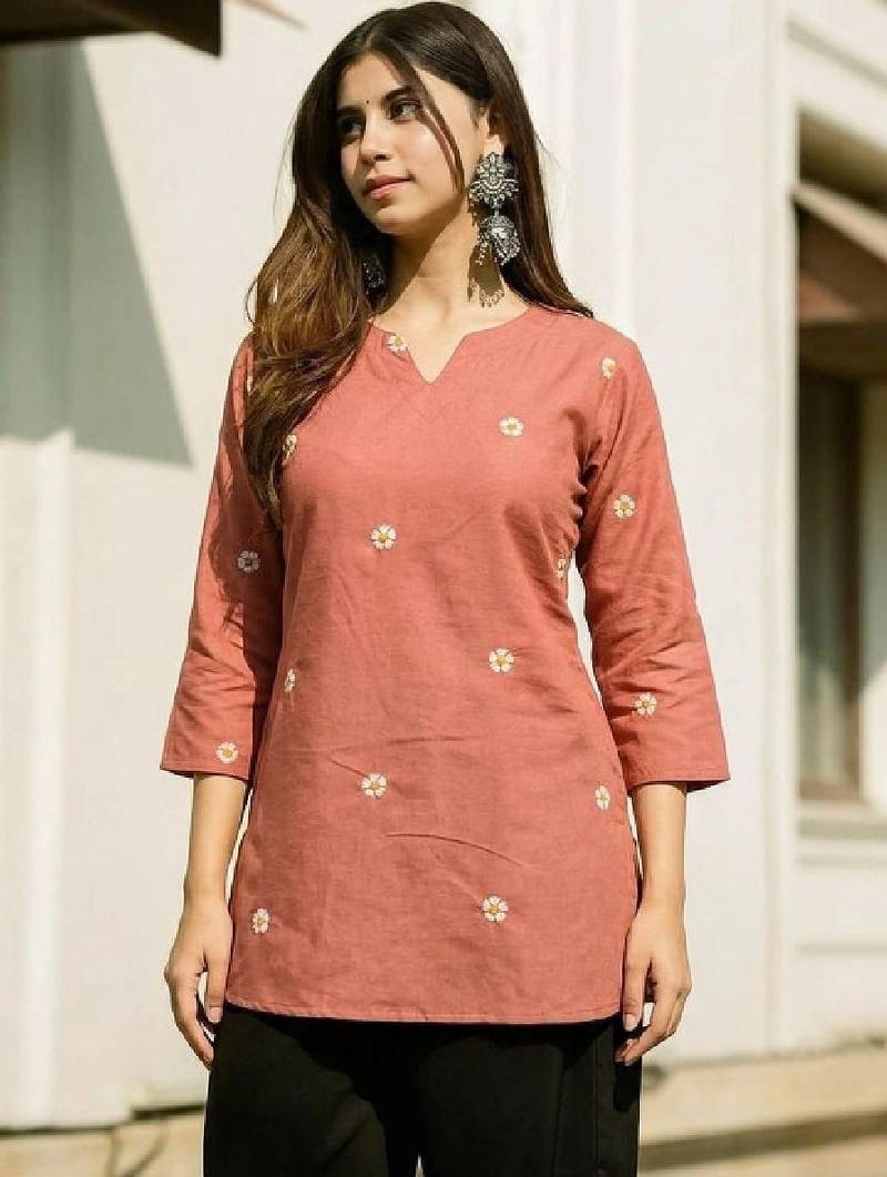 Women floral embroidered thread work floral kurta