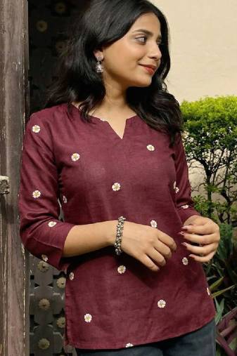 Women floral printed floral kurta