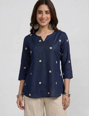 Women floral printed floral kurta 4
