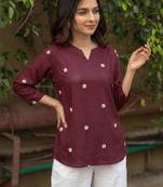 Women floral embroidered floral kurta