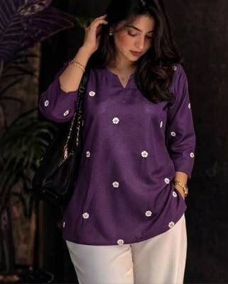 Women floral embroidered floral kurta 2