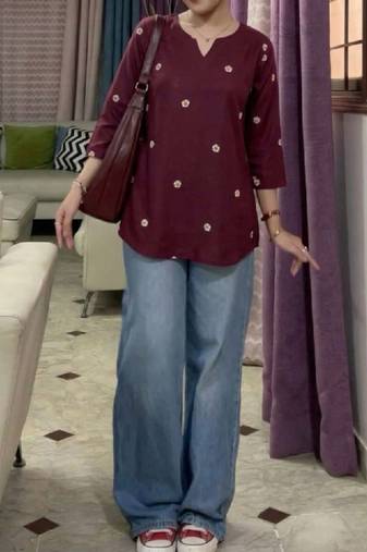 Women floral embroidered thread work kurta