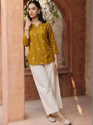 Women floral printed kurta 1