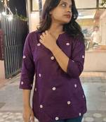 Women floral embroidered floral kurta