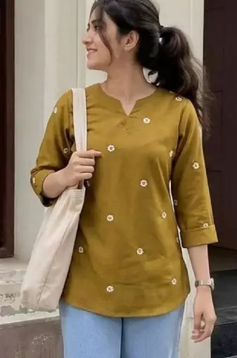Women floral embroidered thread work floral kurta