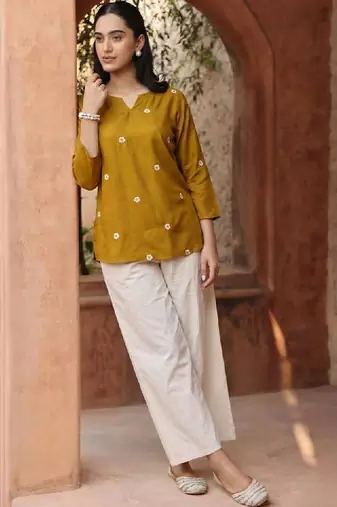 Women floral printed kurta