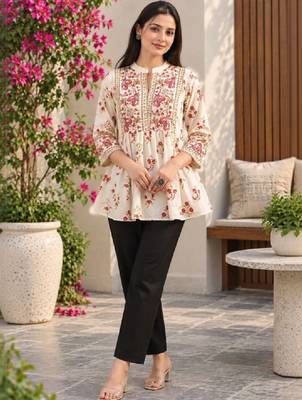 Women floral embroidered thread work floral kurta 3