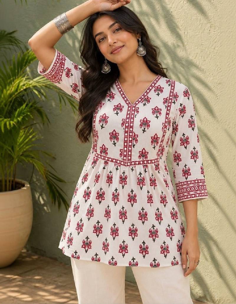 Women ethnic motifs printed indie prints kurta