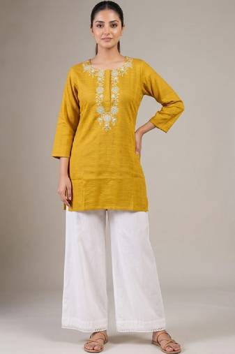 Women embroidered thread work handloom kurta