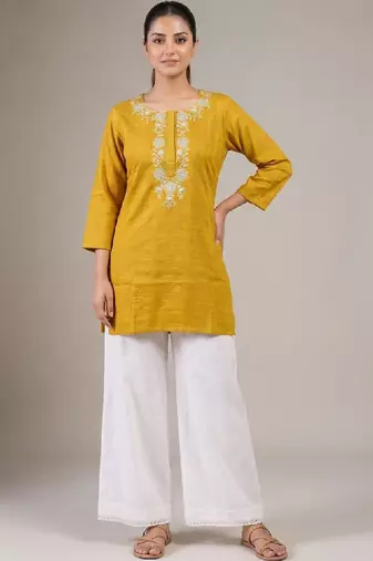 Women embroidered thread work handloom kurta