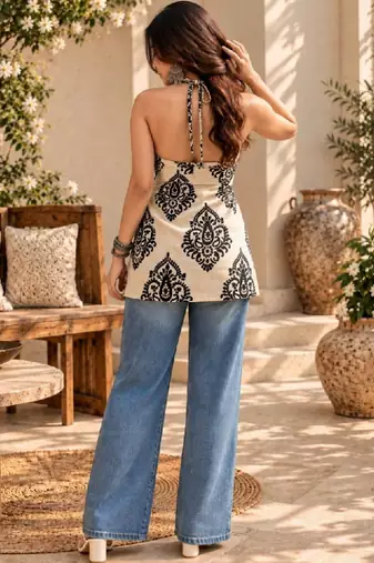 Women ethnic motifs printed halter neck kurta