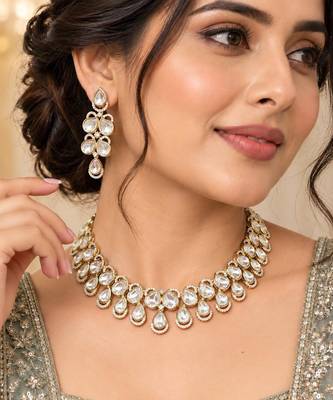 Indian Kundan Bridal Necklace Set, Gold Tone Pearl Earrings, Traditional Wedding Jewelry 1