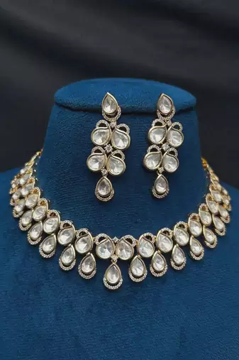 Indian Kundan Bridal Necklace Set, Gold Tone Pearl Earrings, Traditional Wedding Jewelry