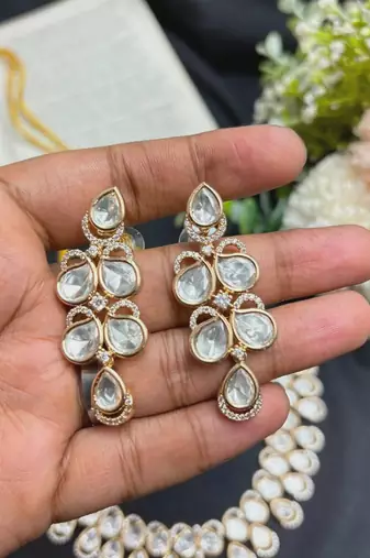 Indian Kundan Bridal Necklace Set, Gold Tone Pearl Earrings, Traditional Wedding Jewelry