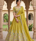 new desiger mehandi haldi idian ad pakistani lehaga 