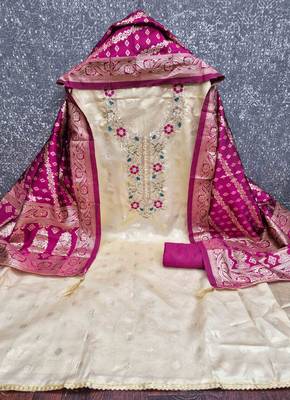 Pink silk  embroidered unstitched dressmaterials 3 pair top bottom dupptaa 4