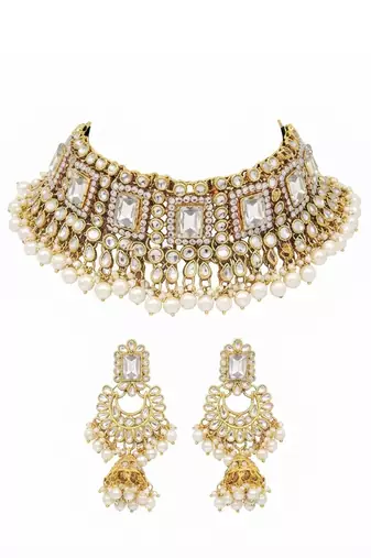 Multi-strand pearl choker and earrings set