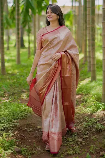 red color kanchipuram silk blend zari weaving saree with blouse piece