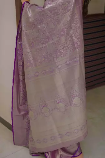 purple color kanchipuram silk blend zari weaving saree with blouse piece