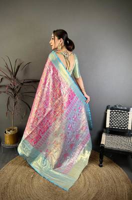 rani pink color kanjivaram silk blend zari weaving saree with blouse  2
