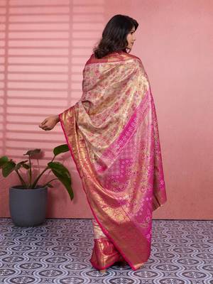 pink color kanchipuram silk blend zari weaving saree with blouse piece 2