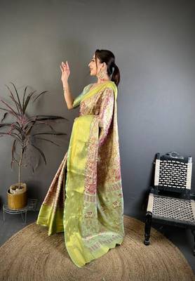 green color kanjivaram silk blend zari weaving saree with blouse  3