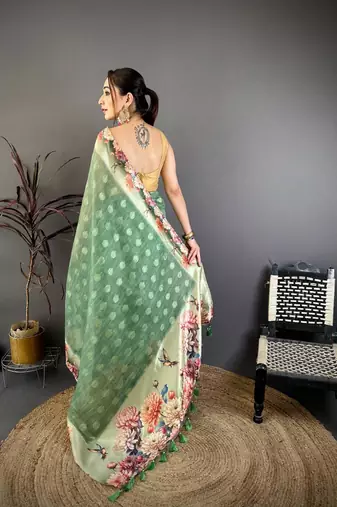 green color cotton blend flower digital printed saree with blouse
