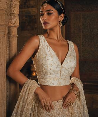 White embroidered fancydesigner saree blouse 4