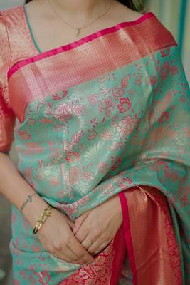 skyblue -red color kanjivaram silk blend flower zari weaving sarees 2