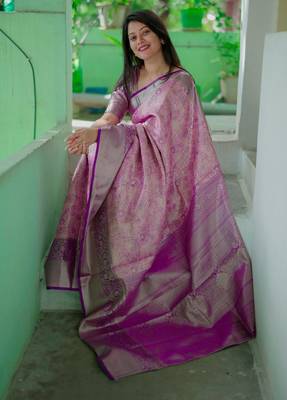 light pink -purple color kanjivaram silk blend flower zari weaving sarees 1