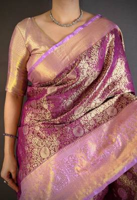 wine color kanchipuram silk blend zari woven sarees 4