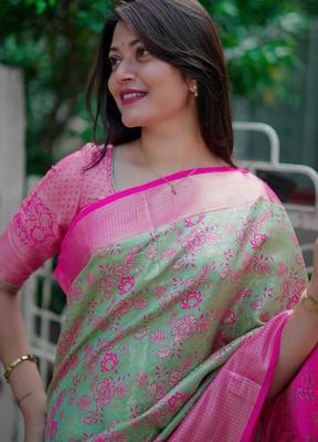 pista green -pink color kanjivaram silk blend flower zari weaving sarees 5