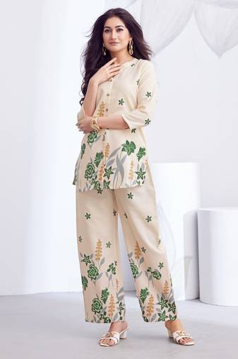 Cream green floral printed rayon 2-pieces co-ord sets for women
