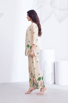 Cream green floral printed rayon 2-pieces co-ord sets for women 4