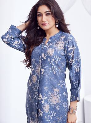 Blue floral printed rayon 2-pieces co-ord sets for women 2