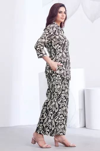 Black floral printed rayon 2-pieces co-ord sets for women