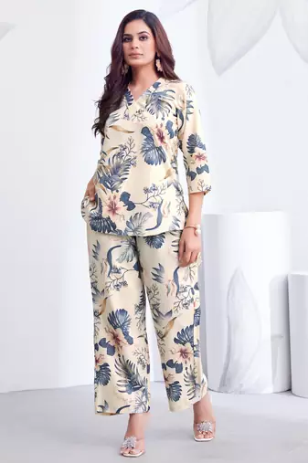 Cream blue floral printed rayon 2-pieces co-ord sets for women