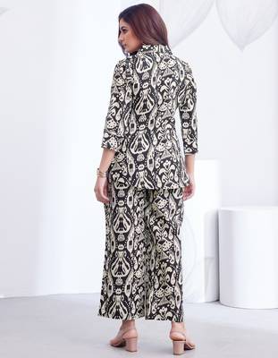 Black floral printed rayon 2-pieces co-ord sets for women 4