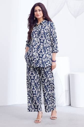 Blue floral printed rayon 2-pieces co-ord sets for women