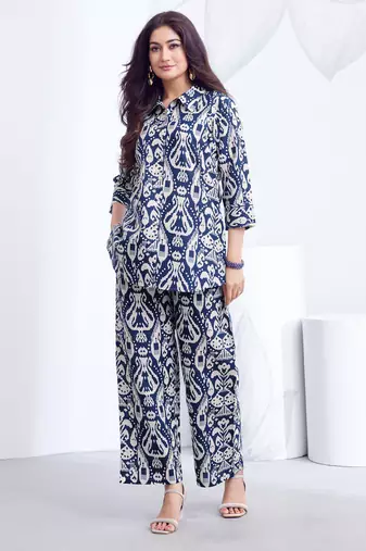Blue floral printed rayon 2-pieces co-ord sets for women