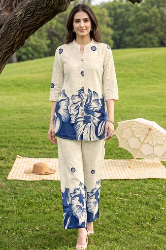 Cream blue printed rayon 2-pieces co-ord sets for women
