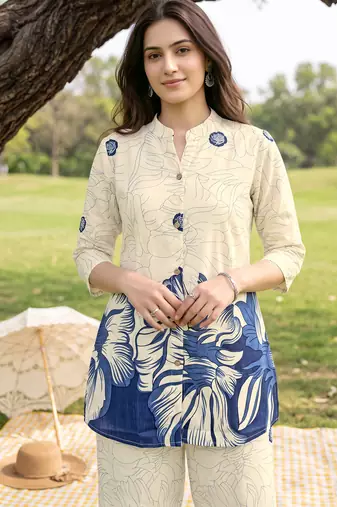 Cream blue printed rayon 2-pieces co-ord sets for women