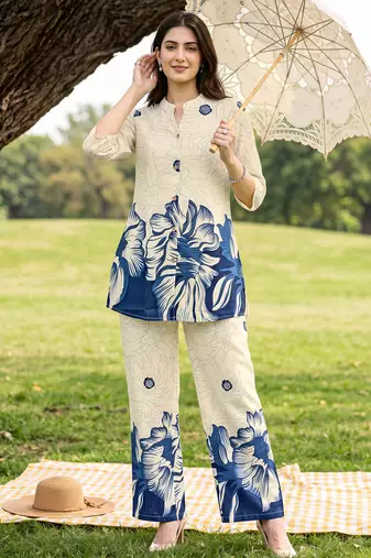Cream blue printed rayon 2-pieces co-ord sets for women
