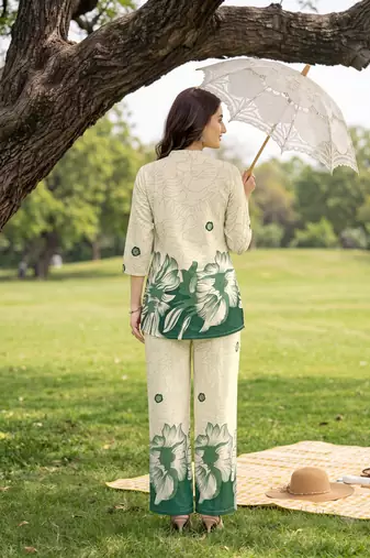 Cream green printed rayon 2-pieces co-ord sets for women