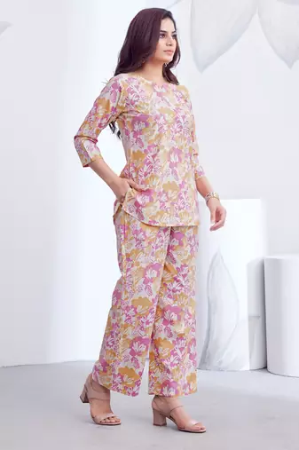 Pink printed rayon 2-pieces co-ord sets for women