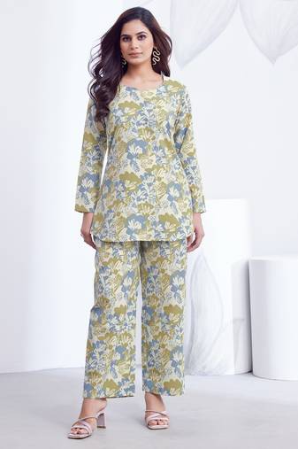 Sky printed rayon 2-pieces co-ord sets for women