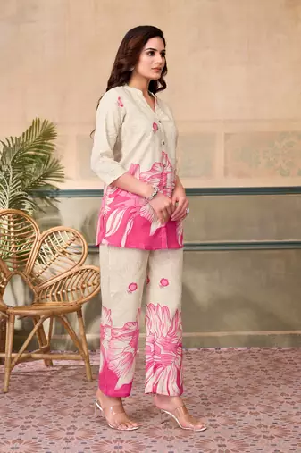Cream pink printed rayon 2-pieces co-ord sets for women